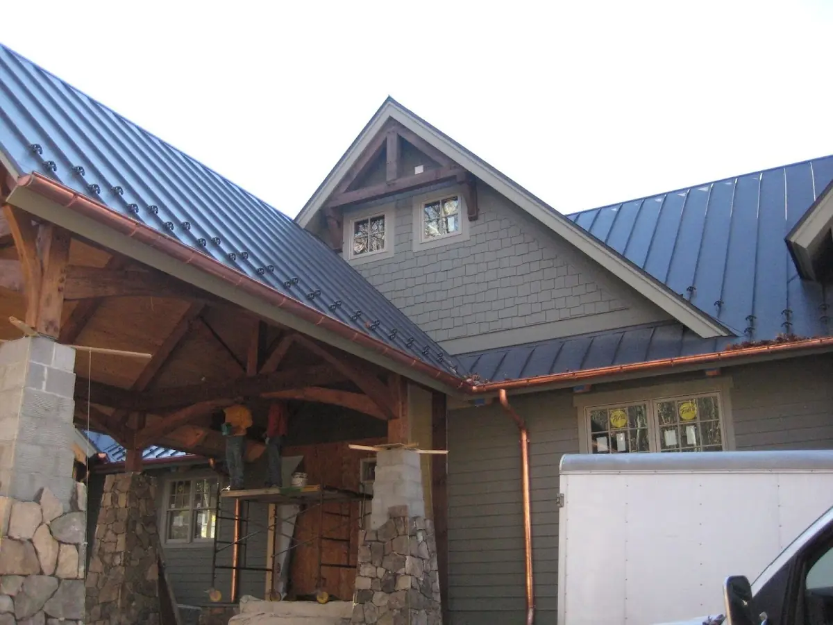 Craftsman Roofing team delivering quality roofing work in Goulds